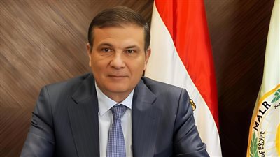 وزير الزراعة يوجه بتقديم الدعم العاجل لمتضرري السيول بتجمع 