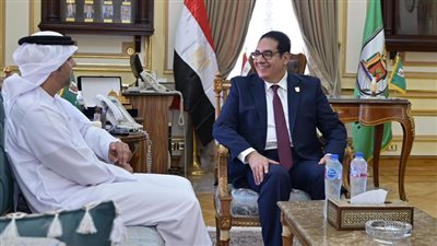 رئيس جامعة القاهرة يستقبل سفير دولة الإمارات لبحث تعزيز التعاون الأكاديمي 