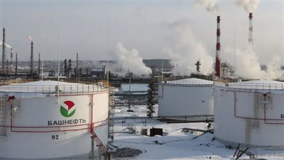 إندونيسيا: نسعى لتأمين إمدادات النفط من روسيا في ظل محدودية الإمدادات العالمية