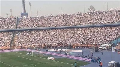 جماهير الزمالك ترفع أكبر 