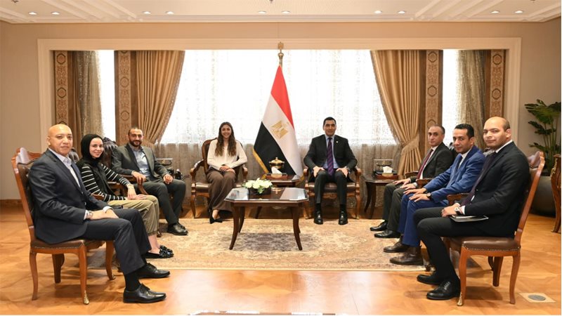 خلال اللقاء
