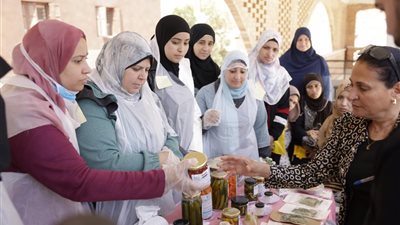 القومي للمرأة يدرب سيدات بني سويف على الصناعات الغذائية لتعزيز التمكين الاقتصادي