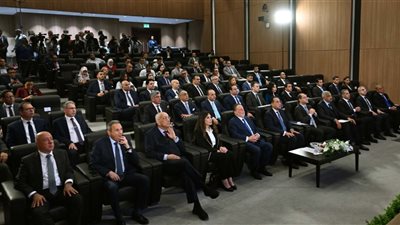 رئيس الوزراء يشهد الإعلان عن تفاصيل مشروع (The Spine) بالقاهرة الجديدة 