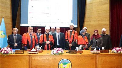 وزير الأوقاف يشارك في مناقشة رسالة ماجستير بكلية التربية بجامعة طنطا