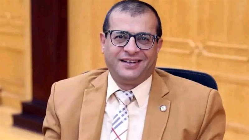 د. عطا السنباطي عميد