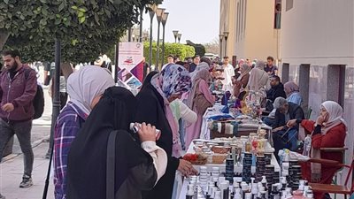 محافظ الغربية: دعم الحرف اليدوية والتراثية وفتح منافذ تسويقية