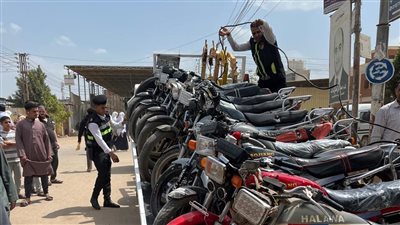 حملات مكبرة بأشمون لضبط الدراجات النارية المخالفة وإعادة الانضباط المروري بالمنوفية