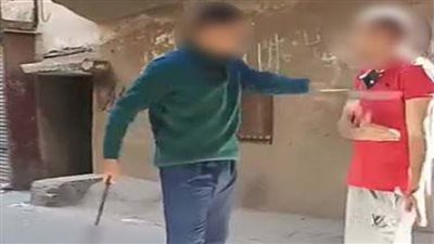 كشف ملابسات فيديو بلطجة بالقاهرة وضبط المتهم.. خلافات ميراث وراء الواقعة