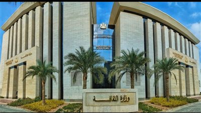 وزيرة الثقافة تُشكل لجانًا لضبط الأداء المالي والإداري بقطاعات الوزارة