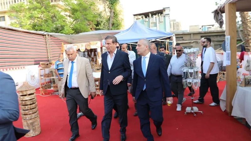 وزير الزراعة يتفقد