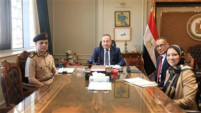 وزير التعليم العالي يتابع تطورات مشروع الجينوم المصري