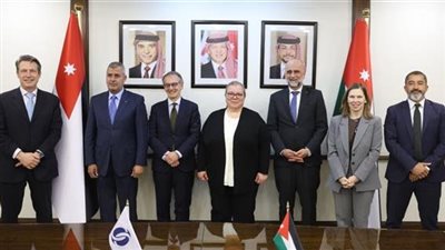 الأردن والبنك الأوروبي يوقعان اتفاقية تعزيز أمن الطاقة والتحول الأخضر
