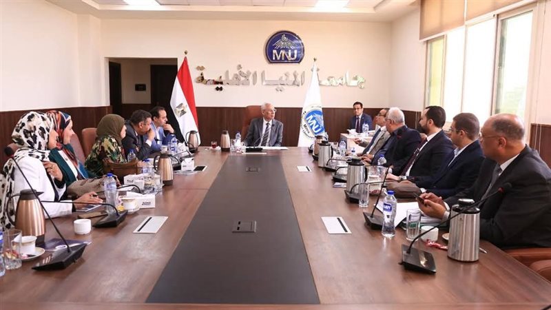 مجلس الجامعة 