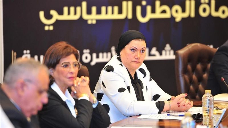 السنباطي في الصالون
