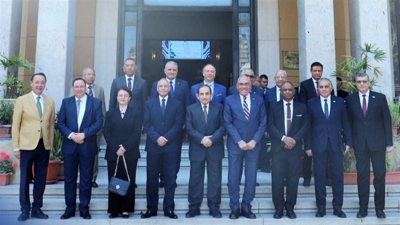 المشاركون في المؤتمر
