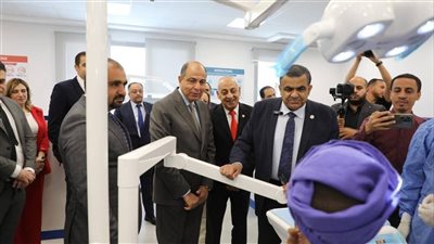محافظ المنيا يتفقد معامل وعيادات طب الأسنان بجامعة دارية 