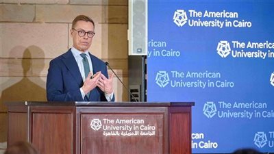 الرئيس الفنلندي يزور مقر الجامعة الأمريكية بالقاهرة
