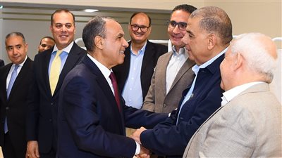 وزير الخارجية يفتتح حملة للتبرع بالدم بمقر وزارة الخارجية لمستشفى ٥٧٣٥٧