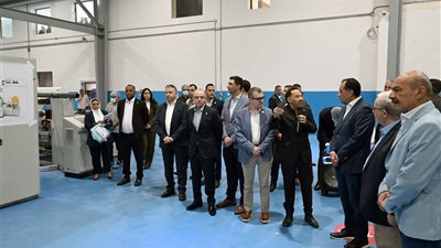 مدبولي يفتتح مصنع “مودرن هايجينك” بالسخنة الصناعية لتعزيز توطين صناعة المستلزمات الورقية والصحية