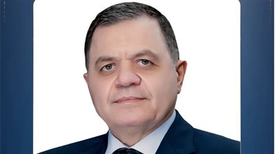 وزير الداخلية يهنئ وزير الدفاع ورئيس الأركان بمناسبة ذكرى تحرير سيناء