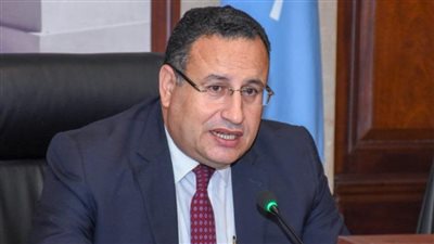 وزير التعليم العالي يهنئ الرئيس السيسي والشعب المصري بذكرى تحرير سيناء