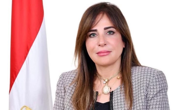 وزيرة الاسكان راندة