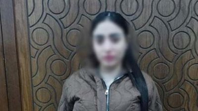 ضبط صانعة محتوى لنشرها مقاطع فيديو ترقص فيها بملابس خادشة للحياء