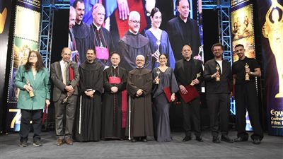  الصاوي والخولي وسماح أنور يحصدون جوائز الريادة السينمائية بافتتاح مهرجان المركز الكاثوليكي
