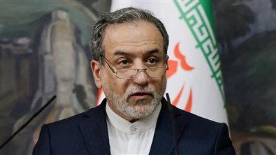 التلفزيون الإيراني: عراقجي يحمل رد طهران على مقترحات قائد الجيش الباكستاني