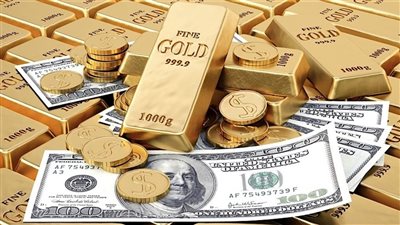 تقرير: تراجع الدولار وعوائد السندات الأمريكية ساهما بدعم أسعار الذهب مستوى 4700 دولار