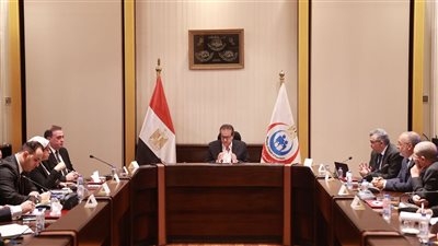 وزير الصحة يتابع تنفيذ «مستشفى النيل للأطفال» بمدينة النيل الطبية
