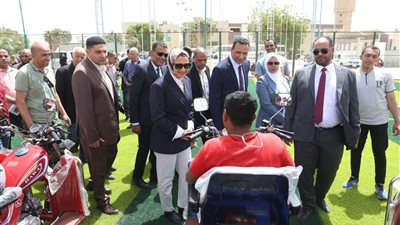 محافظة الوادى الجديد تسلم 50 وسيلة دعم لذوي الاحتياجات