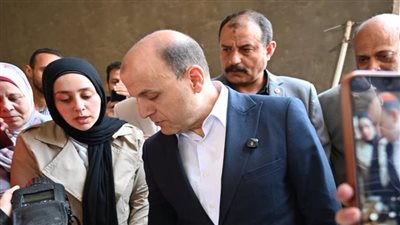 محافظ الغربية يراجع منظومة استلام وتخزين الذهب الأصفر في صوامع طنطا