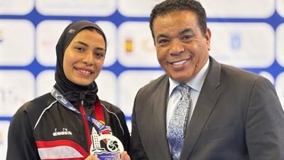 جنا حازم تنتزع فضية بطولة الدوري العالمي للكاراتيه
