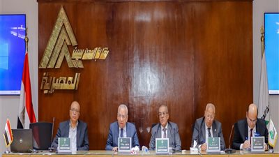  لقاء موسَّع مع مديري الإدارات بنقابة المهندسين لتعزيز جودة الخدمات 