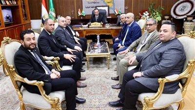 محافظ المنوفية يلتقي وفد 