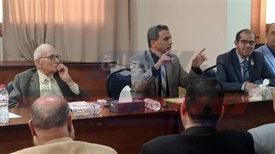 إجراء المقابلات مع المتقدمين للوظائف الإشرافية بتعليم كفرالشيخ
