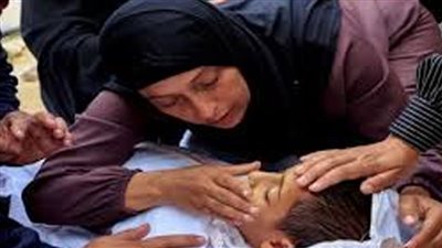 استشهاد طفل فلسطيني وإصابة مواطن برصاص الاحتلال الإسرائيلي شمال غزة