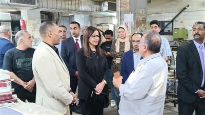 زيارة مفاجئة لوزيرة الثقافة بـ«هيئة الكتاب».. رقابة ميدانية تعزز الانضباط وتفتح ملفات التطوير