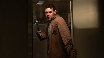 ستيفن كويل يعود للسينما بـ«الصندوق الأسود: ماذا حدث للرحلة 298» بعد غياب 9 سنوات
