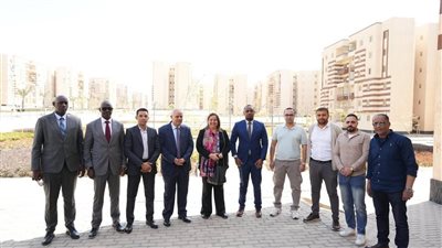 رئيس صندوق الإسكان الاجتماعي تلتقي وزير البنية التحتية الرواندي