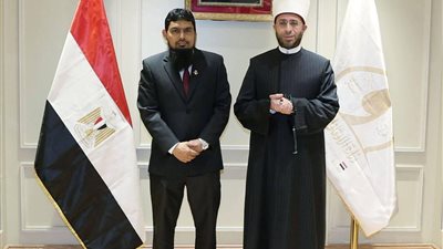 وزير الأوقاف يستقبل وفد جامعة المالديف الإسلامية