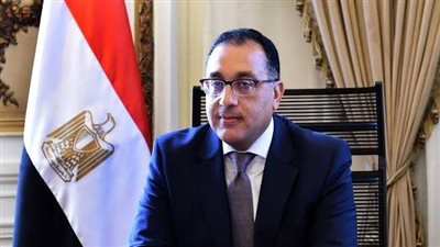 رئيس الوزراء يتلقي العزاء في وفاة والده
