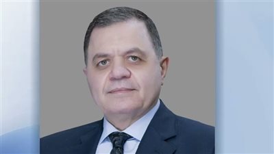  وزير الداخلية يهنئ وزير العمل ورئيس اتحاد النقابات ويؤكد: عمال مصر ركيزة البناء والتنمية