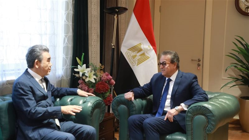 وزير الصحة ورئيس