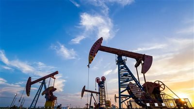 رابطة آسيان تتعهد بتجنب حظر الصادرات وتقاسم الوقود مع ارتفاع أسعار النفط