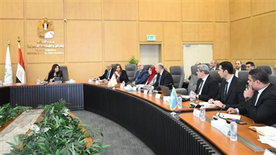 وزيرة الإسكان تتابع تنفيذ «سكن لكل المصريين» وتؤكد الالتزام بالجودة والجداول الزمنية