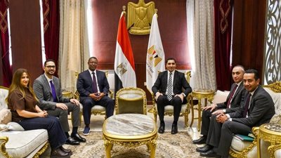 وزير الرياضة يلتقي رئيس الاتحاد الأفريقي للجودو