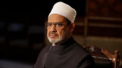 شيخ الأزهر يهنئ عمال مصر بعيدهم.. ويؤكد: العمل ركيزة لنهضة الأوطان