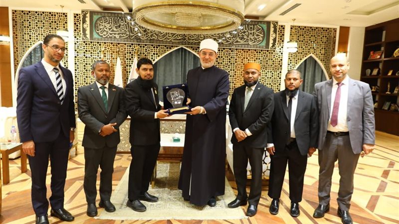 مفتي الجمهورية خلال